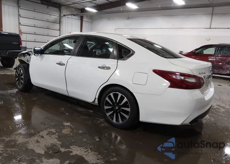 2018 Nissan Altima 2.5 S z USA, uszkodzony, nr VIN 1N4AL3AP8JC155653